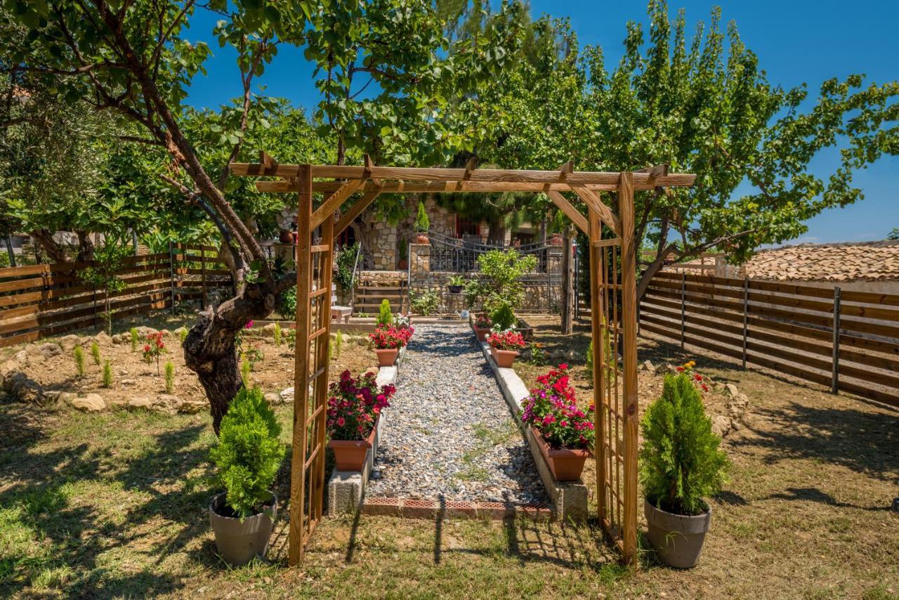 Casa Petra - Stone Cottage Farmhouses Argassi Zewnętrze zdjęcie