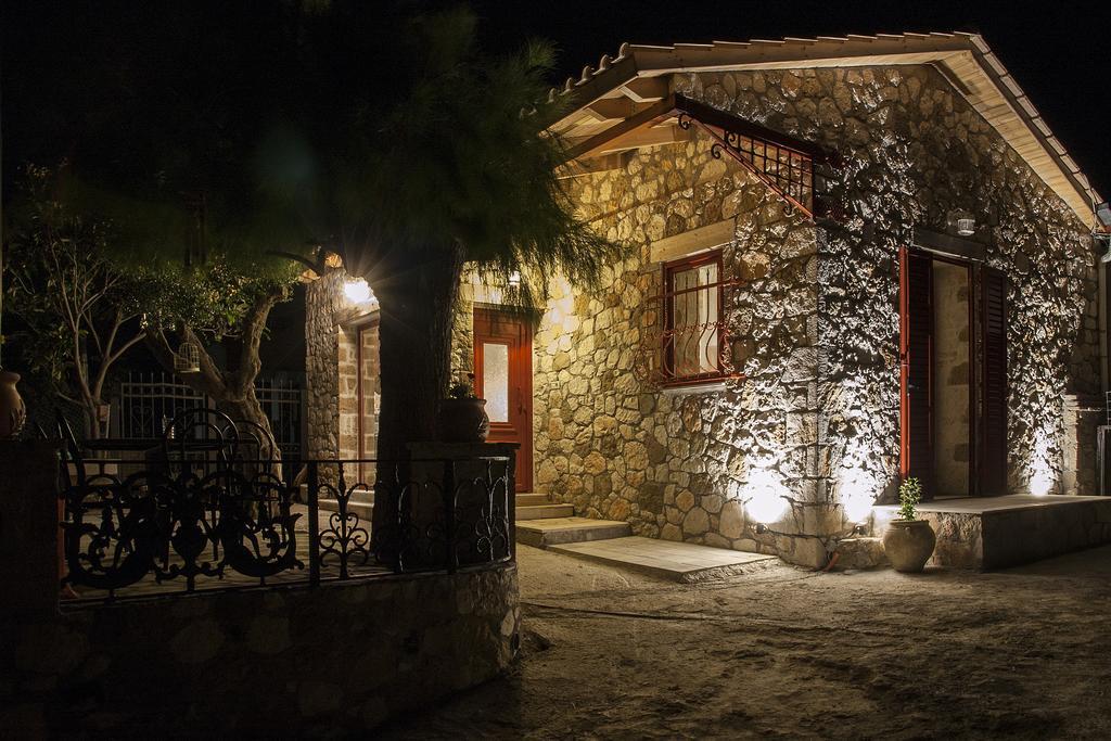 Casa Petra - Stone Cottage Farmhouses Argassi Zewnętrze zdjęcie